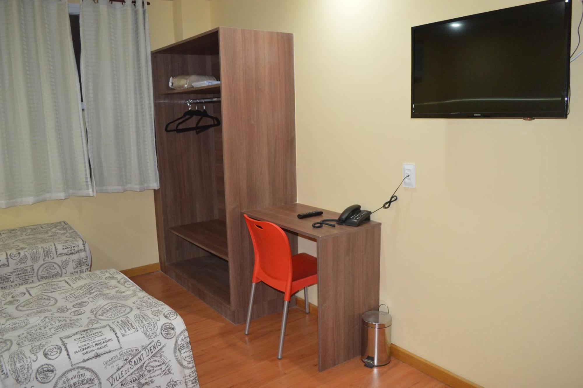 Quarto Duplo Básico